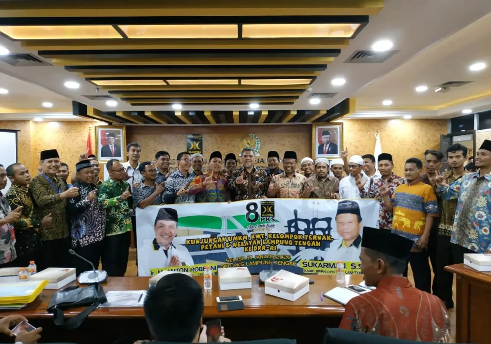 rumah inspirasi bersama perwakilan kelompok berkunjung ke DPR RI